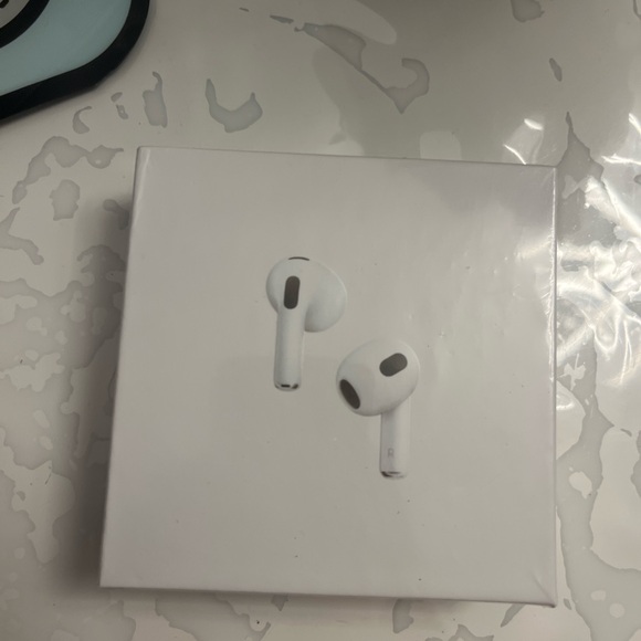 Wireless Earbuds - White